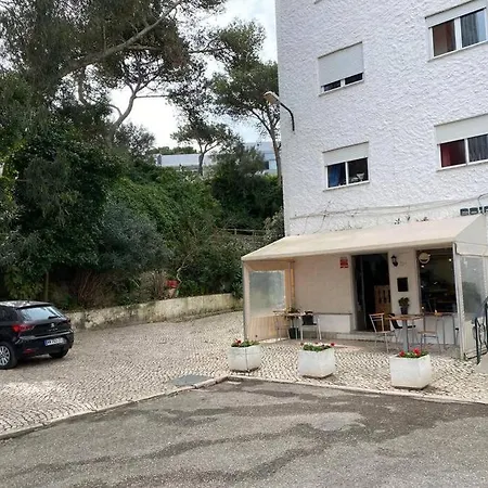 Apartment Next To The Trees Close From The Sea